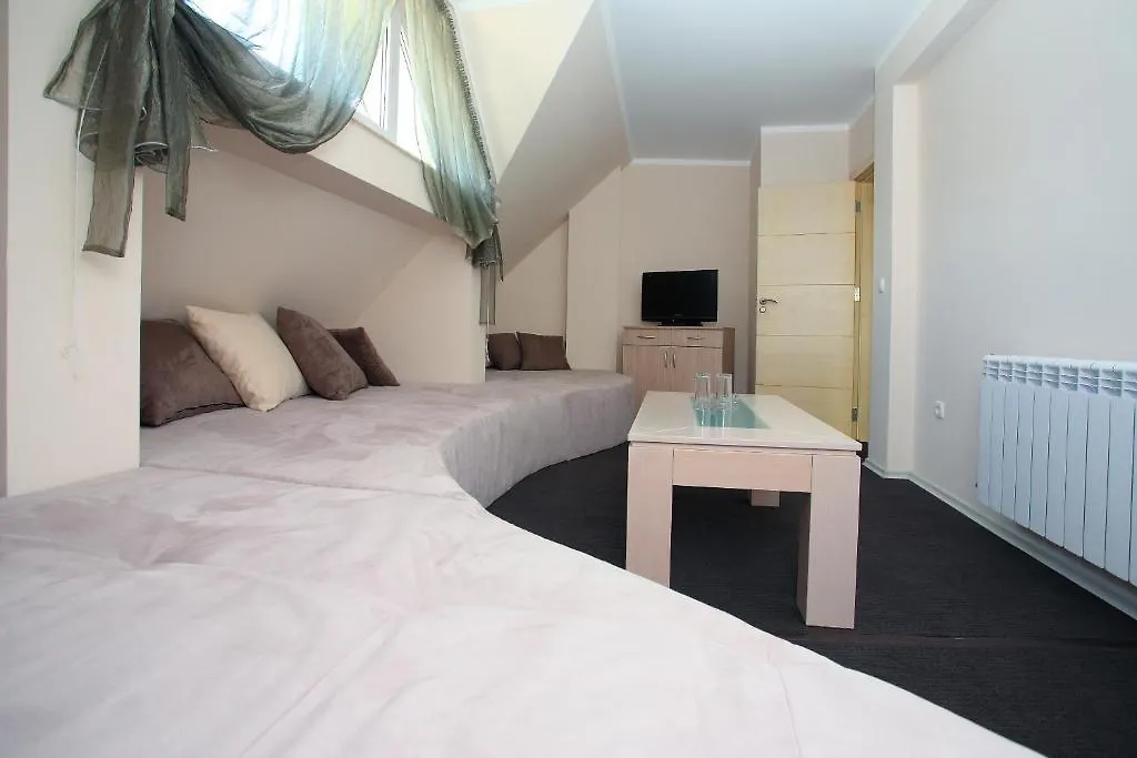 Family Hotel Diana Sofia 0*,
